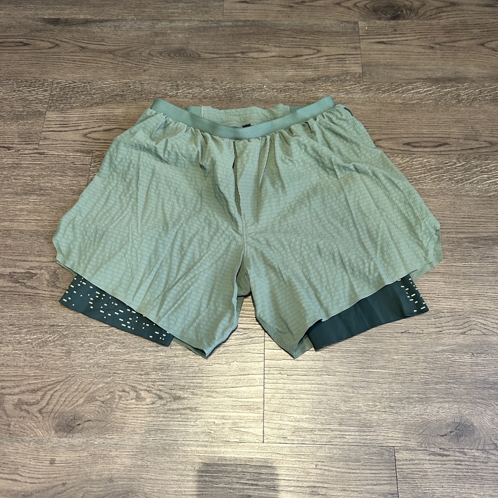 Lululemon Lined athletic Running shorts